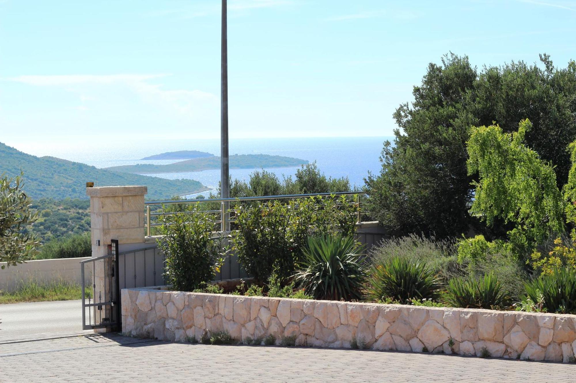 Apartments Marinic Primošten Стая снимка