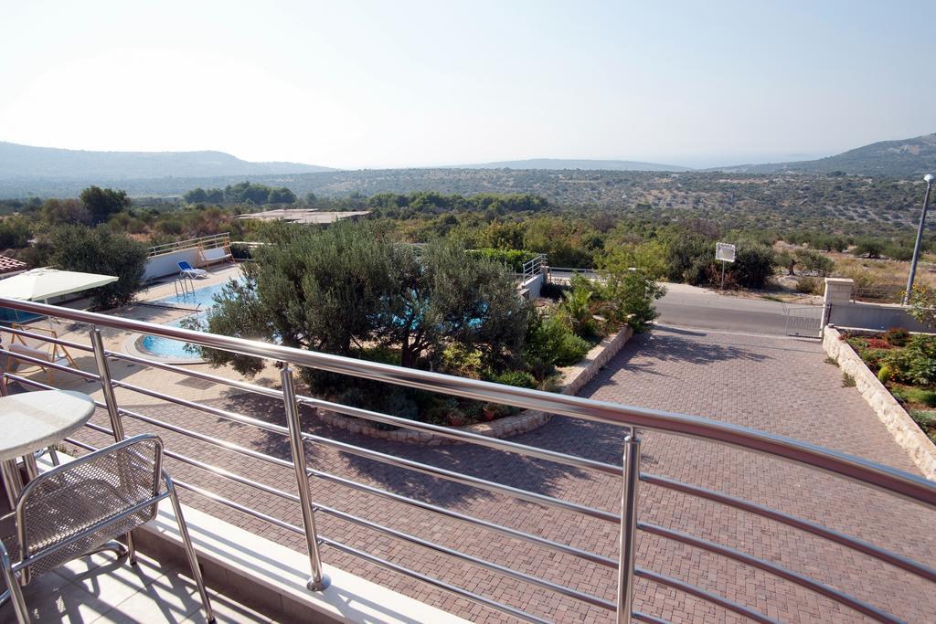 Apartments Marinic Primošten Стая снимка