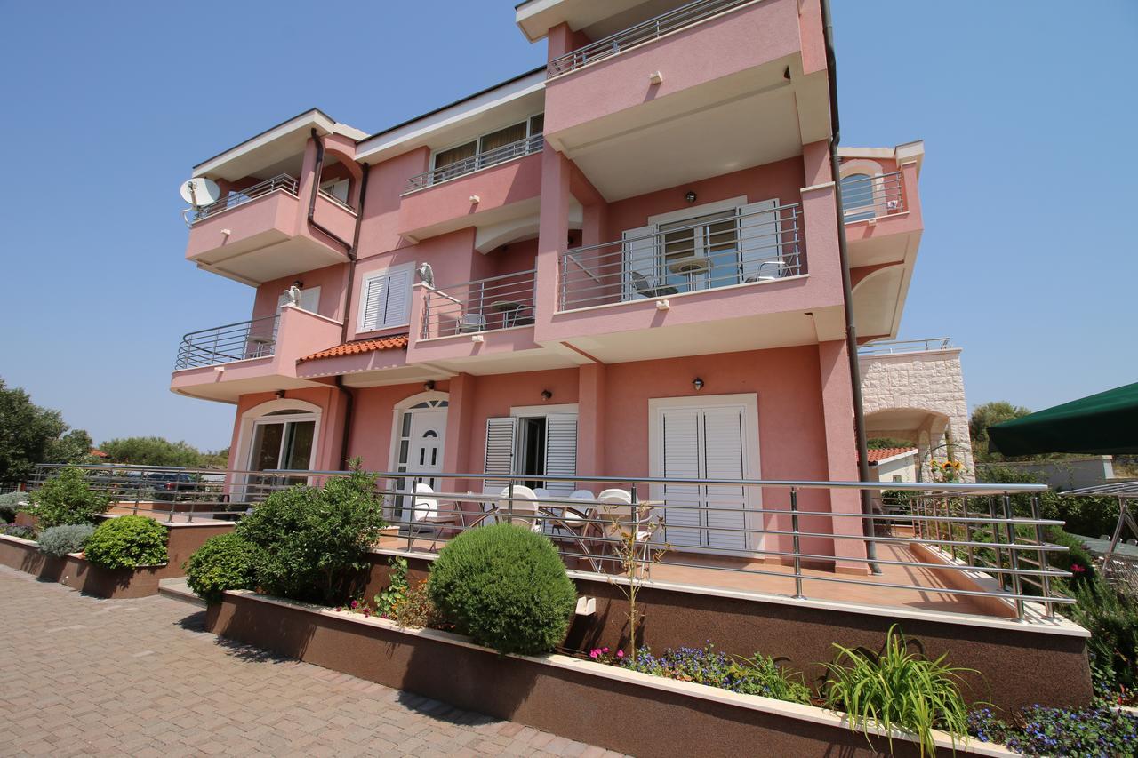 Apartments Marinic Primošten Екстериор снимка